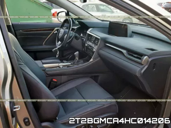 2T2BGMCA4HC014206 фото 6