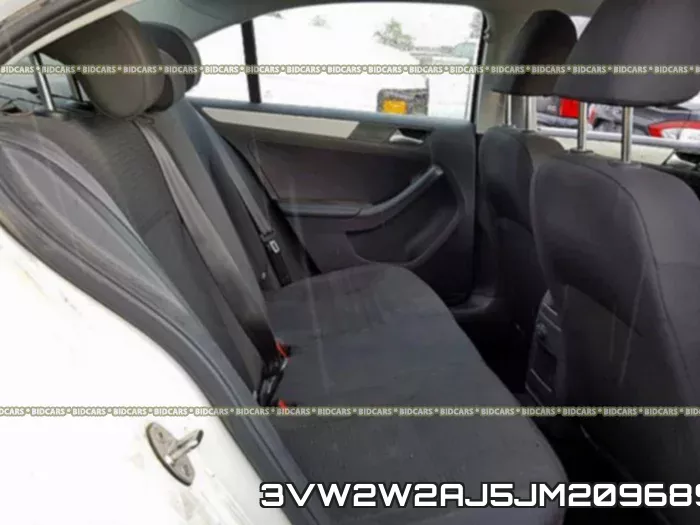 3VW2W2AJ5JM209689 фото 7