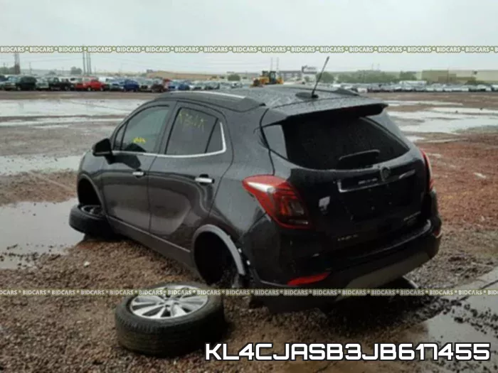 KL4CJASB3JB617455 фото 4