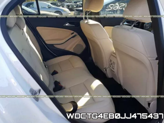 WDCTG4EB0JJ475437 фото 7