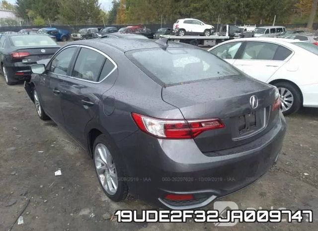 19UDE2F32JA009747 фото 4