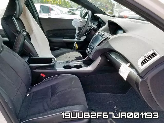 19UUB2F67JA001193 фото 5