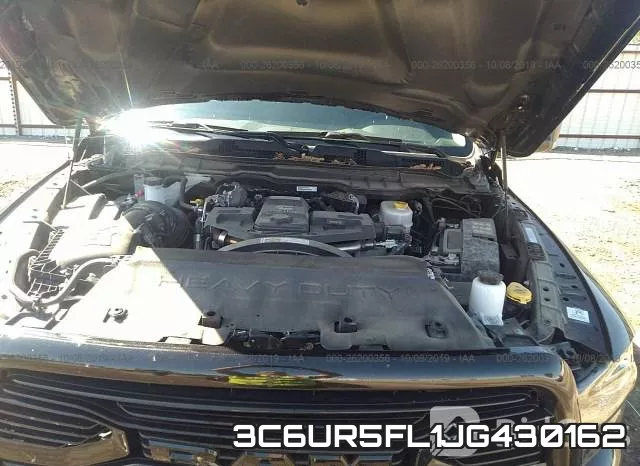3C6UR5FL1JG430162 фото 2