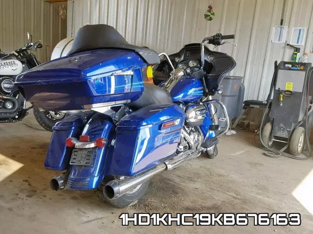 1HD1KHC19KB676163 фото 5
