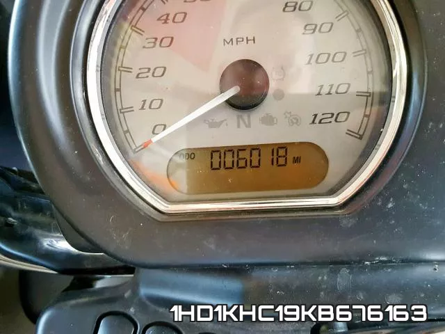 1HD1KHC19KB676163 фото 9