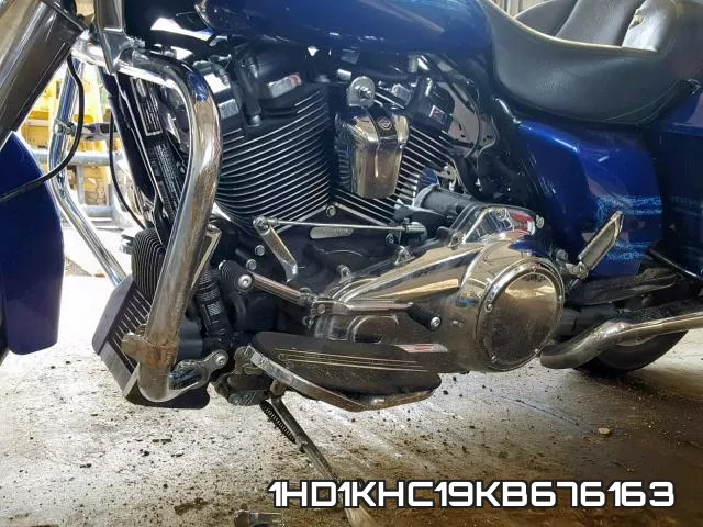 1HD1KHC19KB676163 фото 10