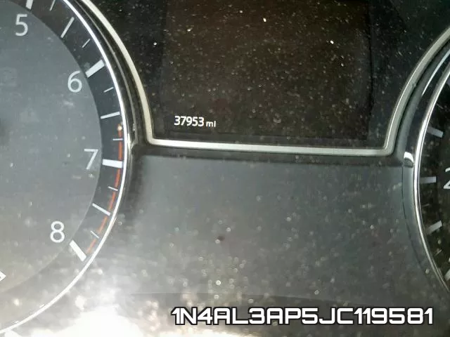 1N4AL3AP5JC119581 фото 8