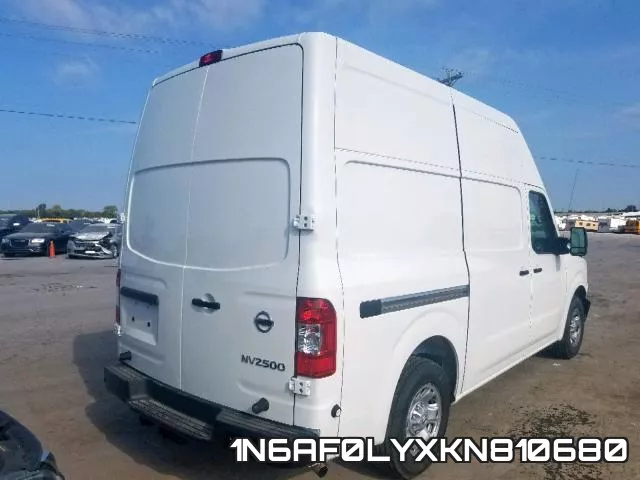 1N6AF0LYXKN810680 фото 5