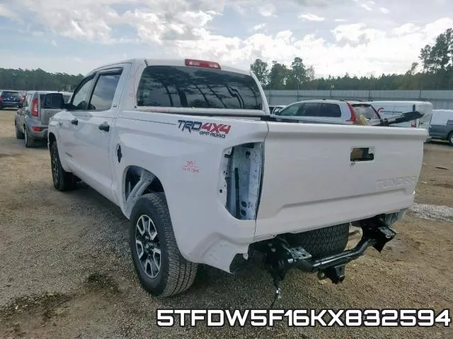 5TFDW5F16KX832594 фото 4
