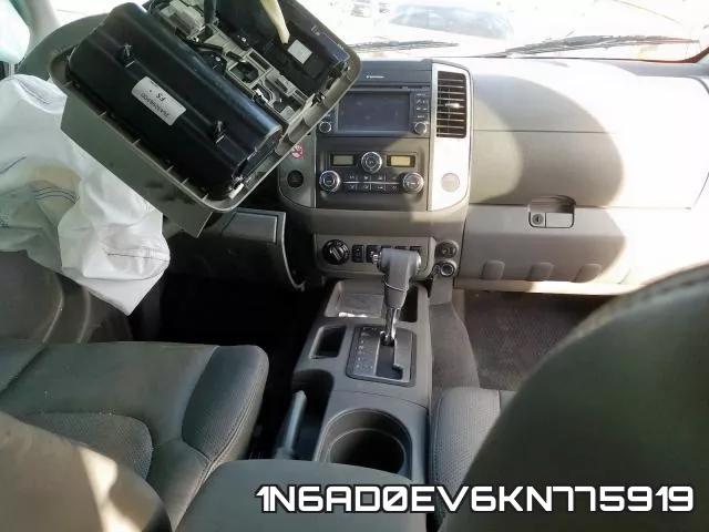 1N6AD0EV6KN775919 фото 9