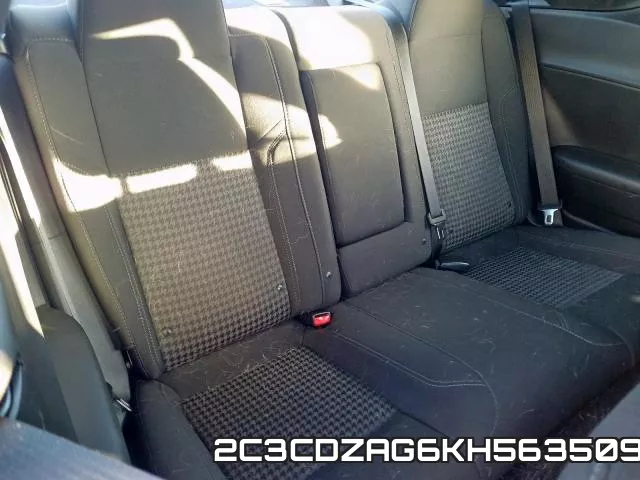 2C3CDZAG6KH563509 фото 7