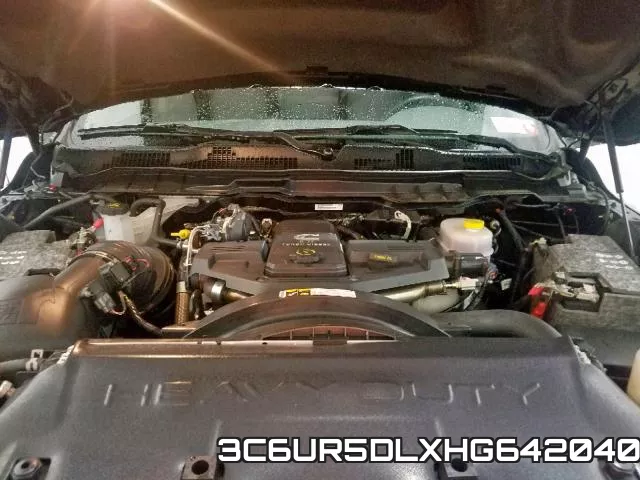 3C6UR5DLXHG642040 фото 8