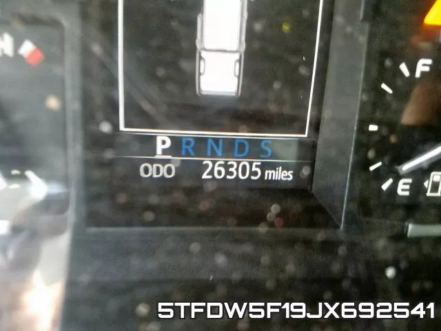 5TFDW5F19JX692541 фото 9