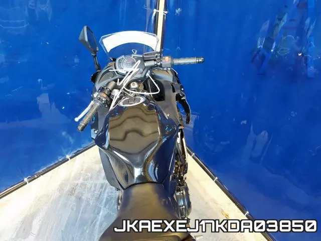 JKAEXEJ17KDA03850 фото 6