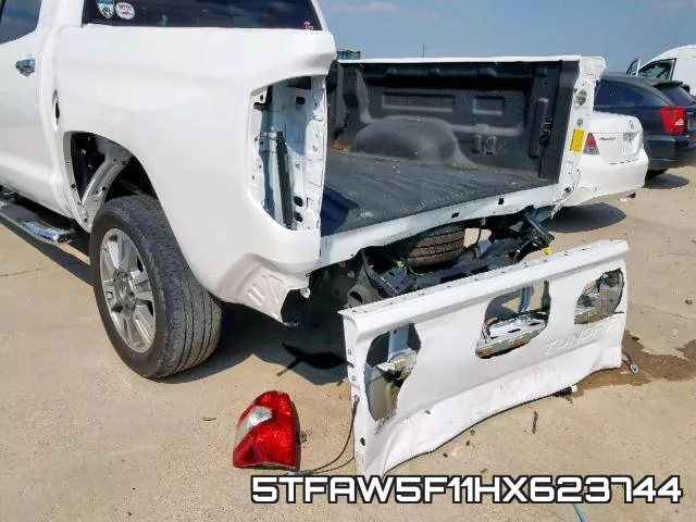 5TFAW5F11HX623744 фото 8