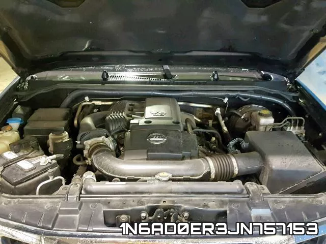 1N6AD0ER3JN757153 фото 8