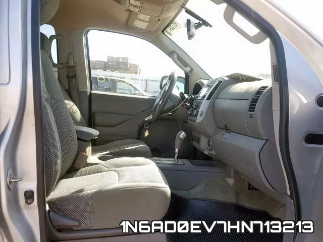 1N6AD0EV7HN713213 фото 6