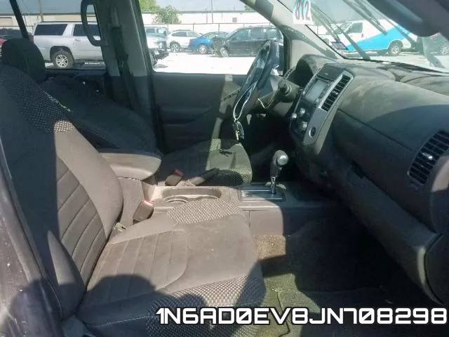 1N6AD0EV8JN708298 фото 6