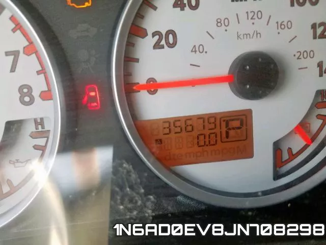 1N6AD0EV8JN708298 фото 9