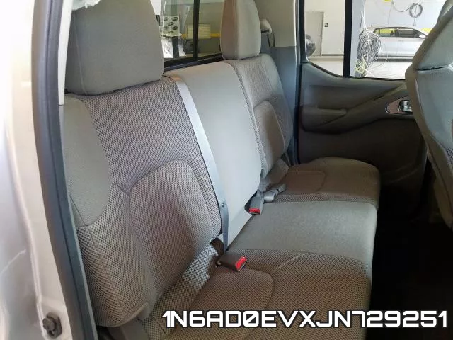 1N6AD0EVXJN729251 фото 7