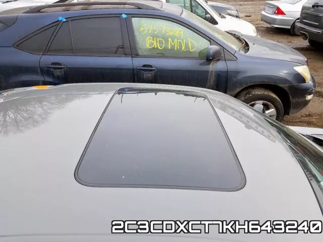 2C3CDXCT7KH643240 фото 10