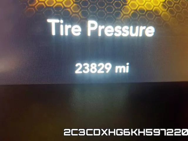 2C3CDXHG6KH597220 фото 9