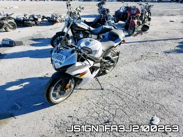 JS1GN7FA3J2100263 фото 3