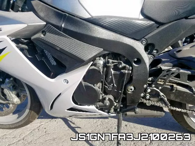 JS1GN7FA3J2100263 фото 8