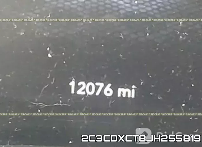 2C3CDXCT8JH255819 фото 8