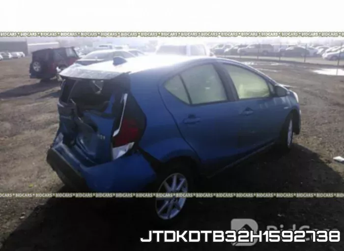 JTDKDTB32H1592738 фото 5