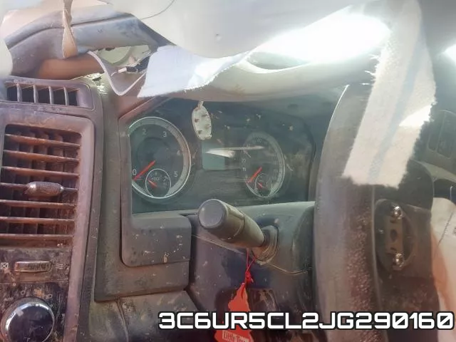 3C6UR5CL2JG290160 фото 9