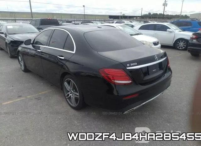 WDDZF4JB4HA285455 фото 4