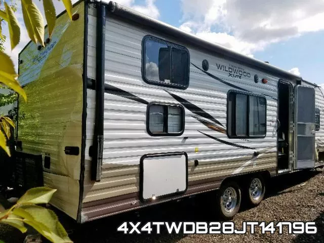 4X4TWDB28JT141796 фото 5