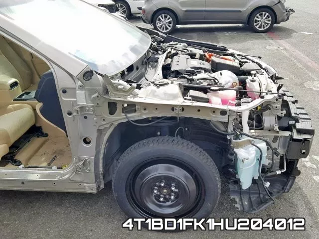 4T1BD1FK1HU204012 фото 9