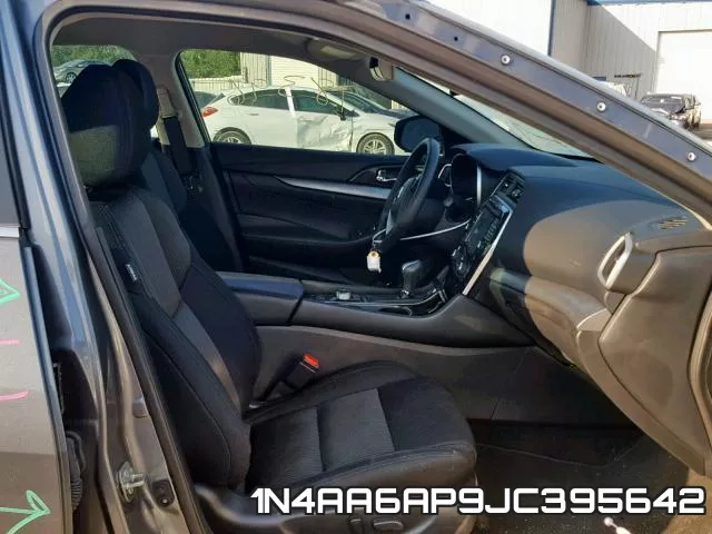 1N4AA6AP9JC395642 фото 4
