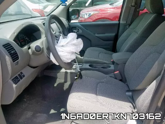 1N6AD0ER7KN703162 фото 6