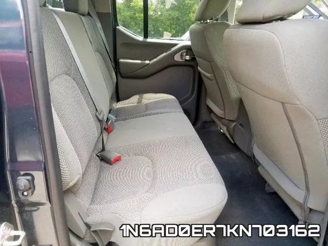 1N6AD0ER7KN703162 фото 7