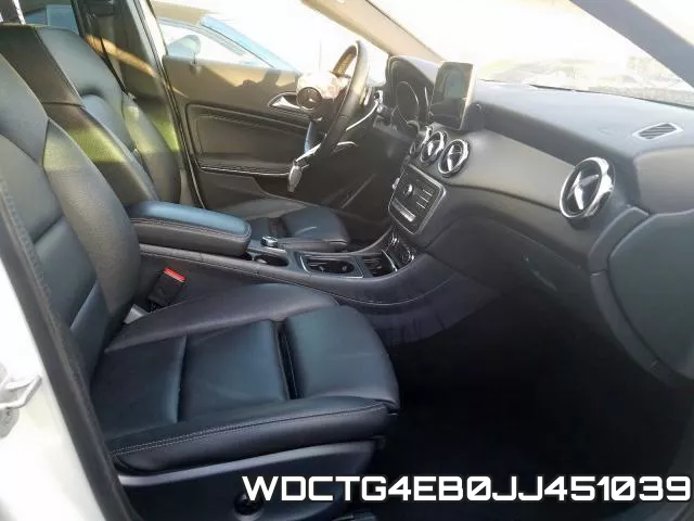 WDCTG4EB0JJ451039 фото 6