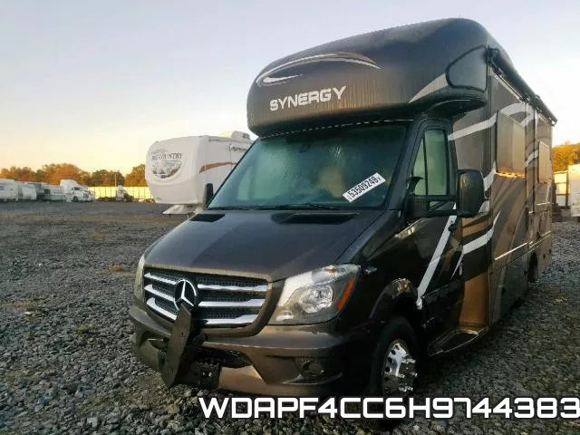 WDAPF4CC6H9744383 фото 3