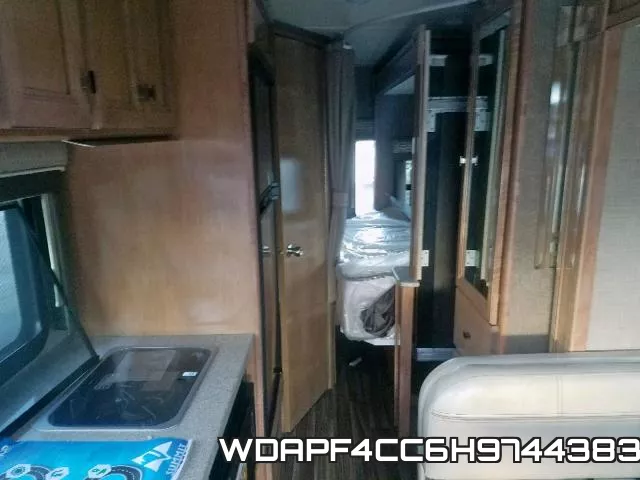 WDAPF4CC6H9744383 фото 7
