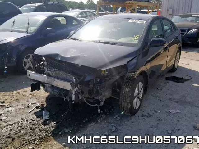 KMHC65LC9HU057067 фото 3