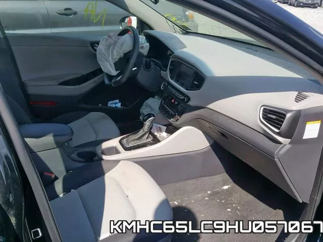 KMHC65LC9HU057067 фото 6