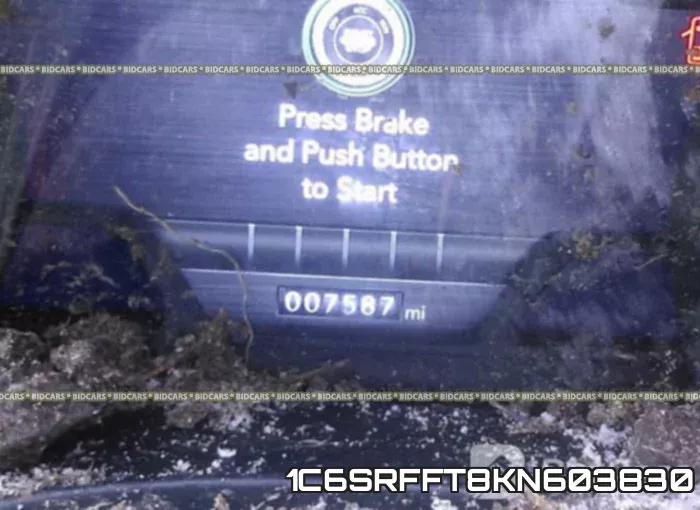 1C6SRFFT8KN603830 фото 8