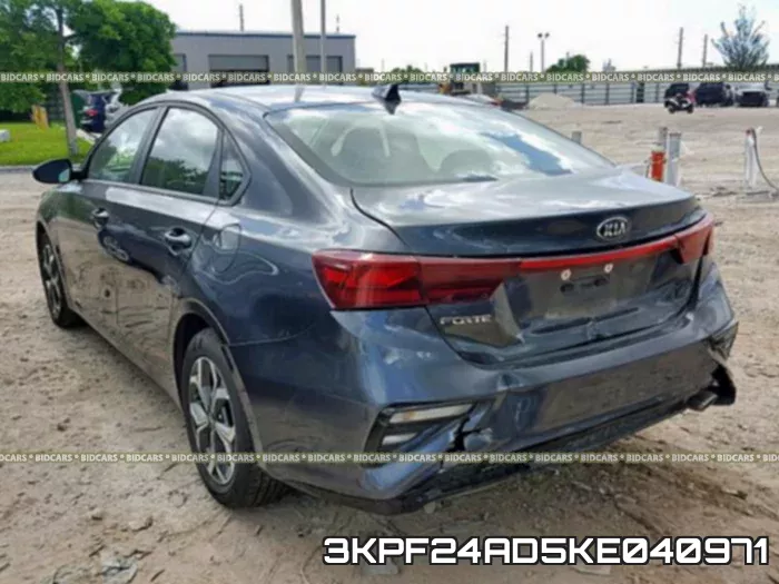 3KPF24AD5KE040971 фото 4