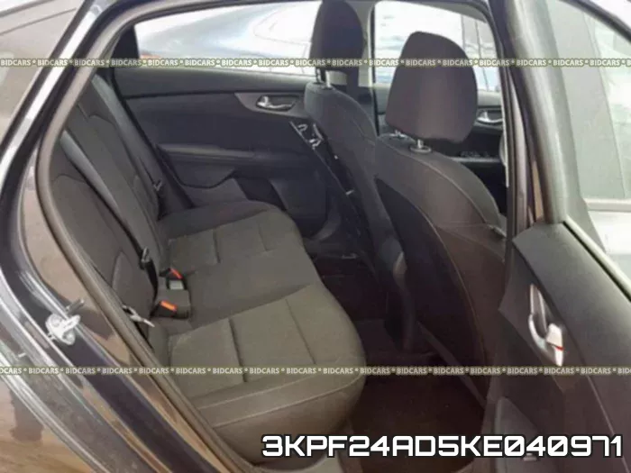 3KPF24AD5KE040971 фото 7