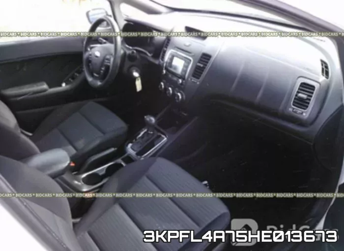 3KPFL4A75HE013673 фото 6