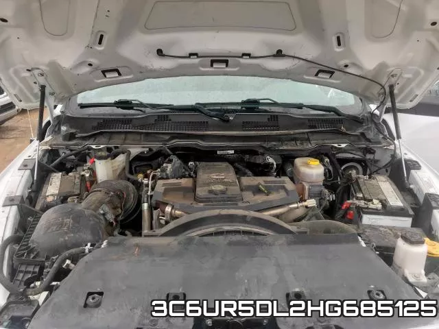3C6UR5DL2HG685125 фото 8