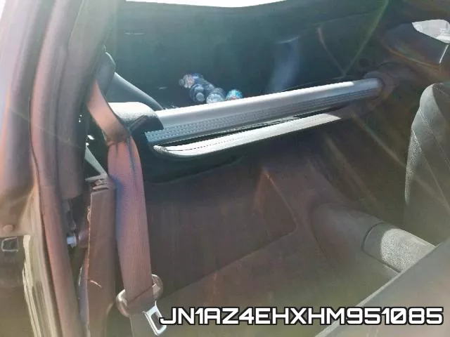 JN1AZ4EHXHM951085 фото 6