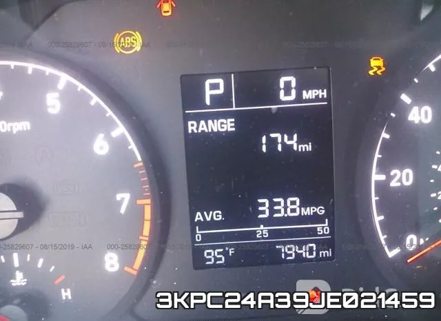 3KPC24A39JE021459 фото 8