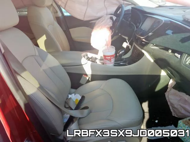 LRBFX3SX9JD005031 фото 5